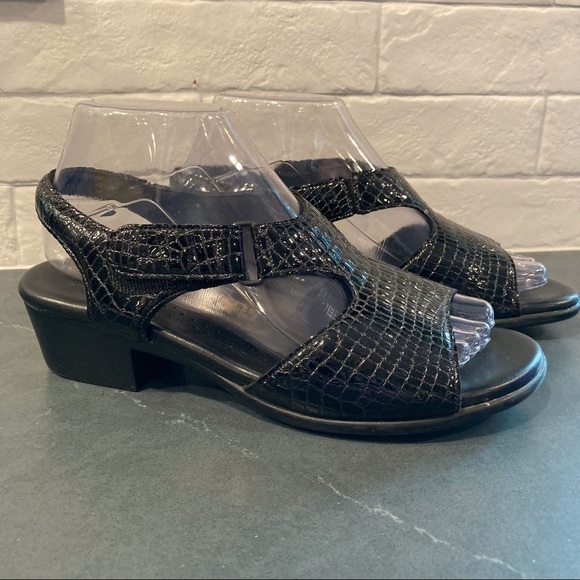 SAS sz 7.5 Suntimer Heel Strap Sandal black patent croc - Picture 2 of 13